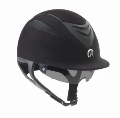 One K Defender Pro Helmet